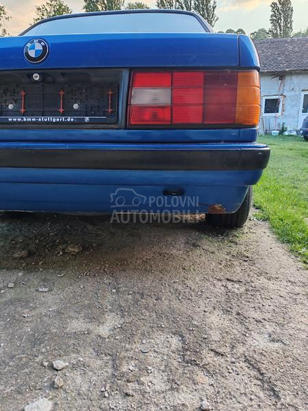 BMW 325 