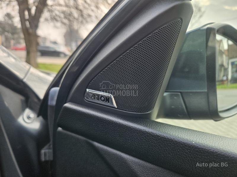 Škoda Octavia 1.6tdi NAV/LED/KAM