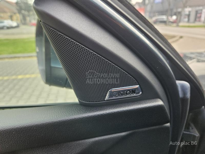 Škoda Octavia 1.6tdi NAV/LED/KAM