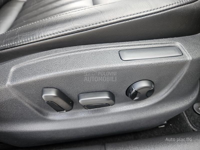 Škoda Octavia 1.6tdi NAV/LED/KAM