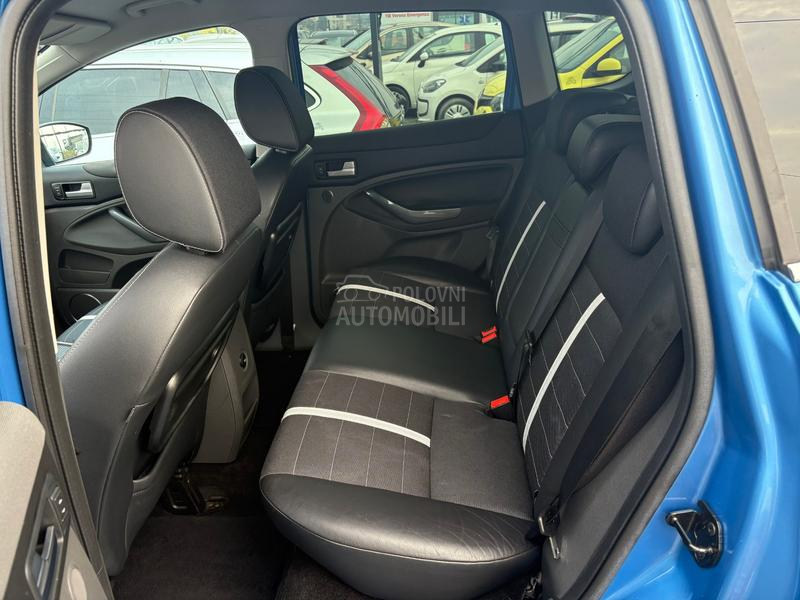 Ford Kuga 2.0 TDCi 4x4 Titan