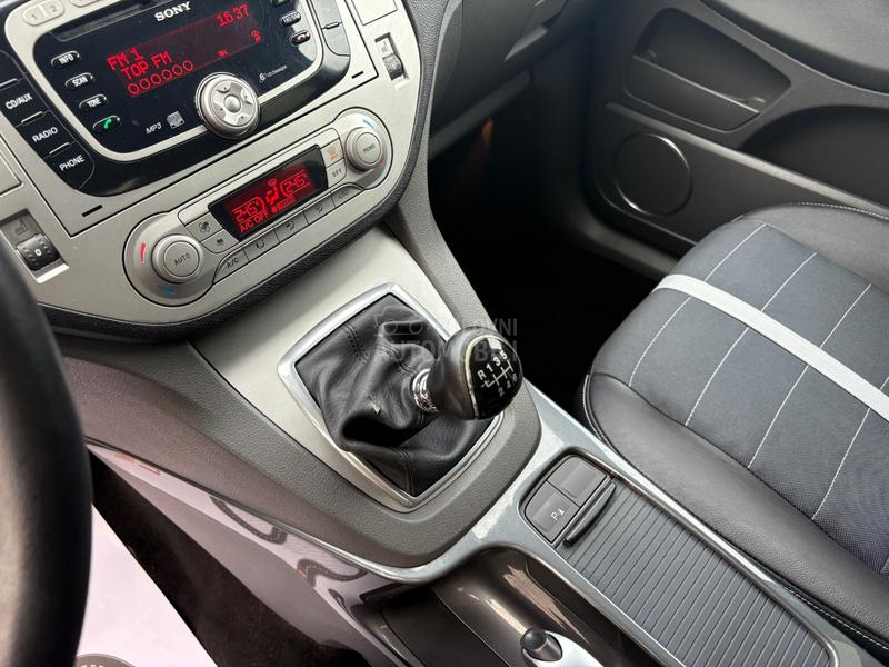 Ford Kuga 2.0 TDCi 4x4 Titan