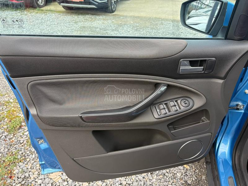 Ford Kuga 2.0 TDCi 4x4 Titan