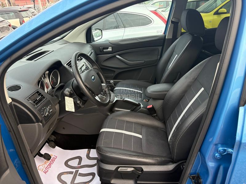 Ford Kuga 2.0 TDCi 4x4 Titan