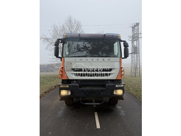 Iveco TRAKKER AD380T41