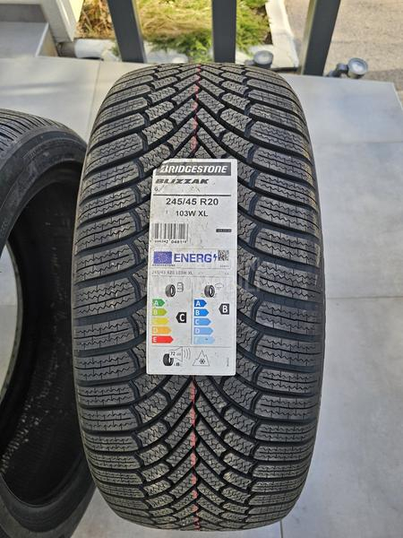 Bridgestone 245/45 R20 Zimska