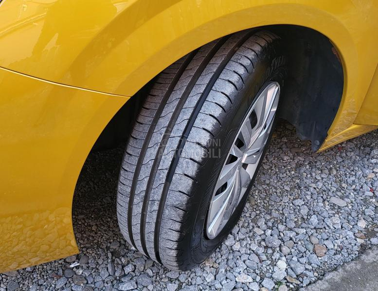 Peugeot 208 1.5Hdi Perla