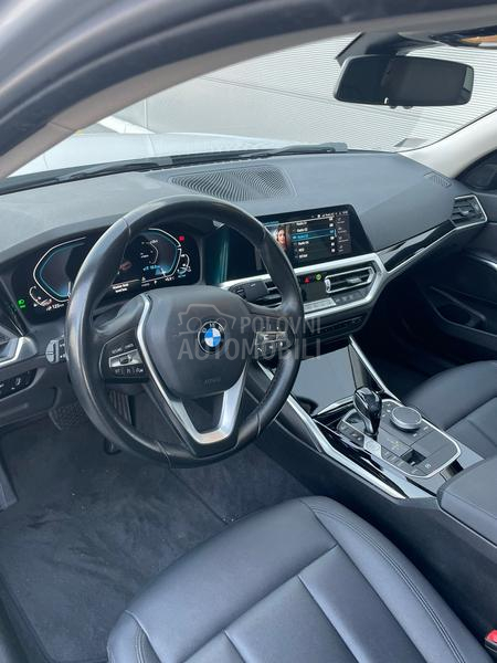 BMW 330 e Plug In Hybrid