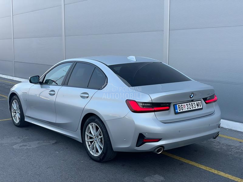 BMW 330 e Plug In Hybrid