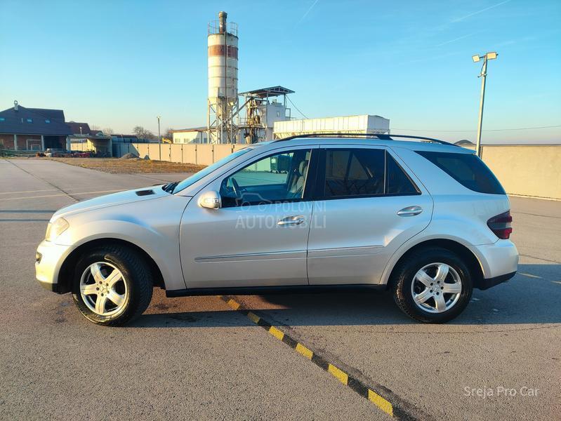 Mercedes Benz ML 280 4MATIC CDI NAV1