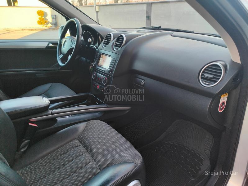 Mercedes Benz ML 280 4MATIC CDI NAV1