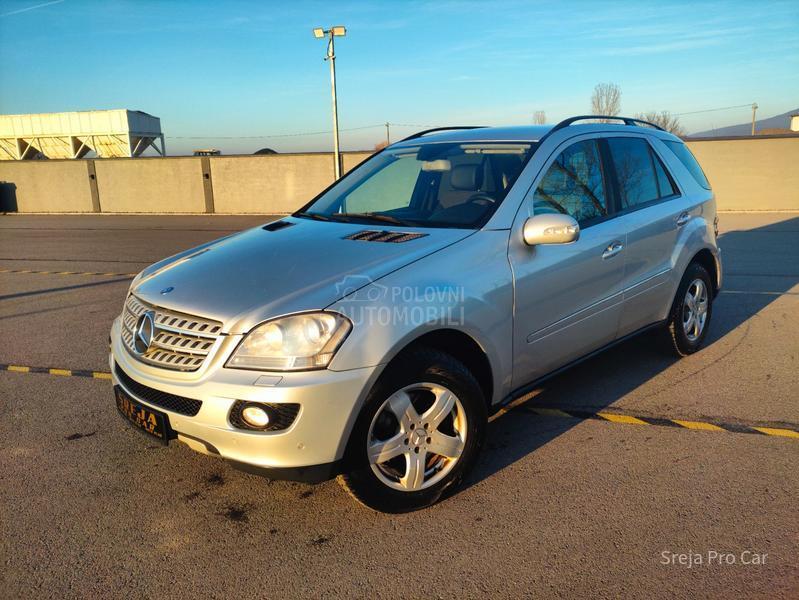 Mercedes Benz ML 280 4MATIC CDI NAV1