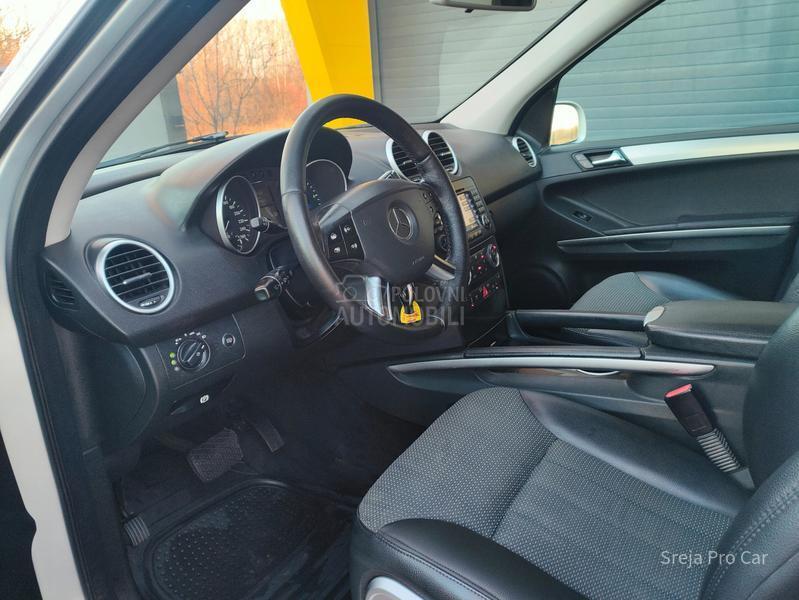 Mercedes Benz ML 280 4MATIC CDI NAV1