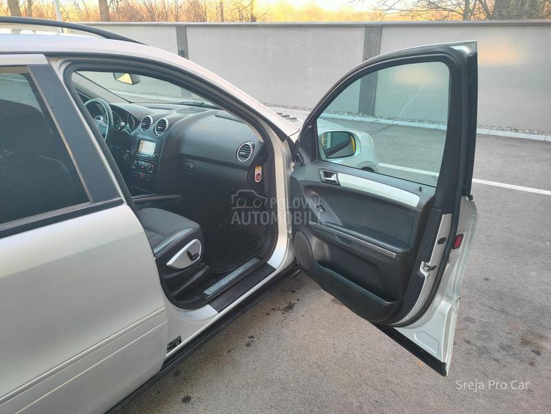 Mercedes Benz ML 280 4MATIC CDI NAV1