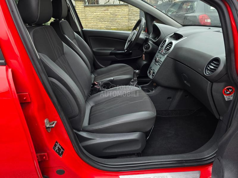 Opel Corsa D 1.4b   Adam 150