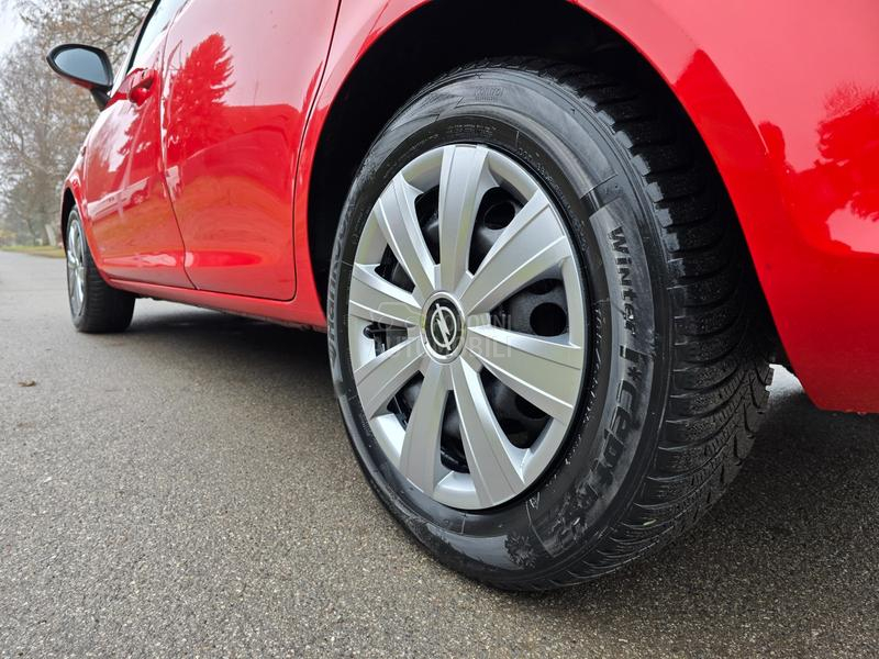 Opel Corsa D 1.4b   Adam 150