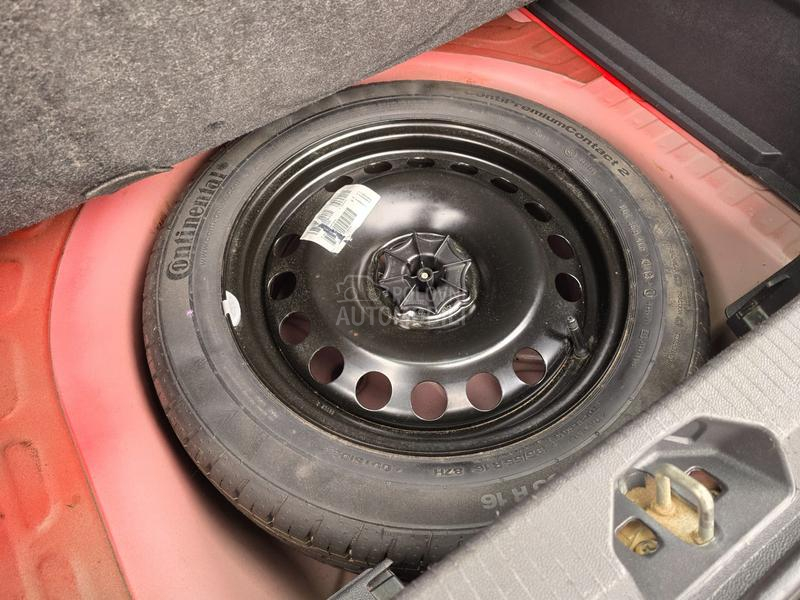 Opel Corsa D 1.4b   Adam 150