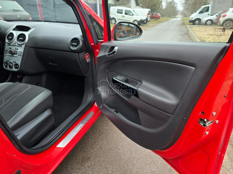 Opel Corsa D 1.4b   Adam 150