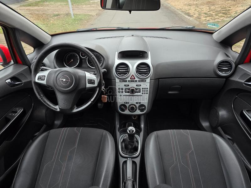 Opel Corsa D 1.4b   Adam 150