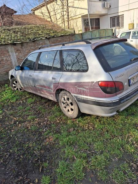 Peugeot 406 