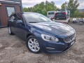 Volvo V60 D5 MOMENTUM