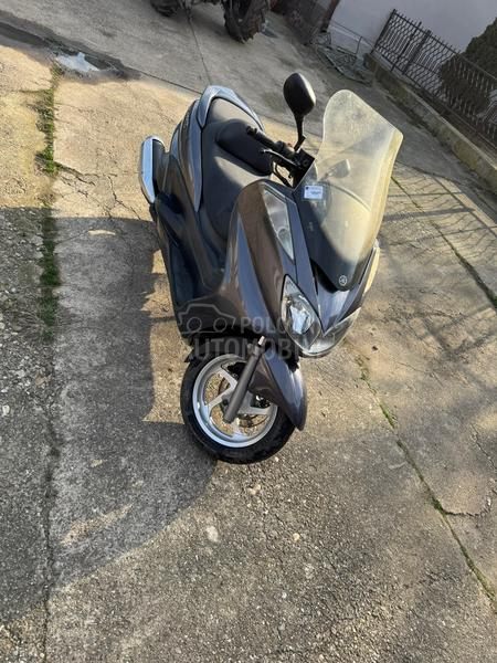 Yamaha Majesty