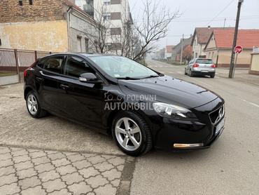 Volvo V40 2.0 D2/NAV/REG/