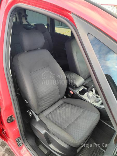 Ford Galaxy 2.0 TDCI GHIA 7SED