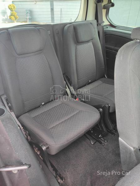 Ford Galaxy 2.0 TDCI GHIA 7SED