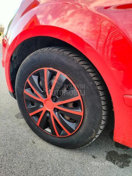 Ford Galaxy 2.0 TDCI GHIA 7SED