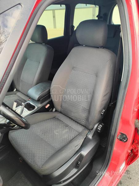 Ford Galaxy 2.0 TDCI GHIA 7SED