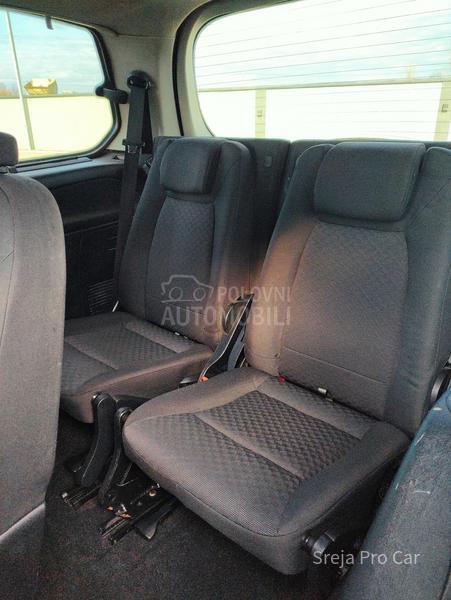 Ford Galaxy 2.0 TDCI GHIA 7SED