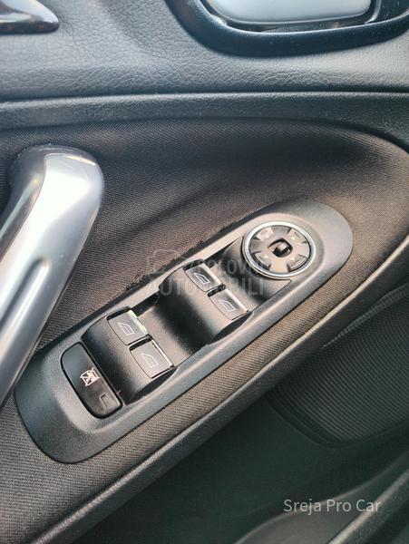 Ford Galaxy 2.0 TDCI GHIA 7SED