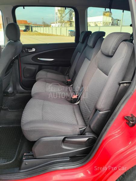 Ford Galaxy 2.0 TDCI GHIA 7SED