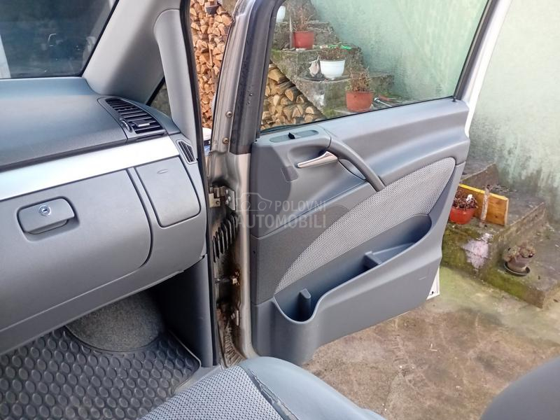 Mercedes Benz Viano 