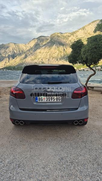 Porsche Cayenne 3.0