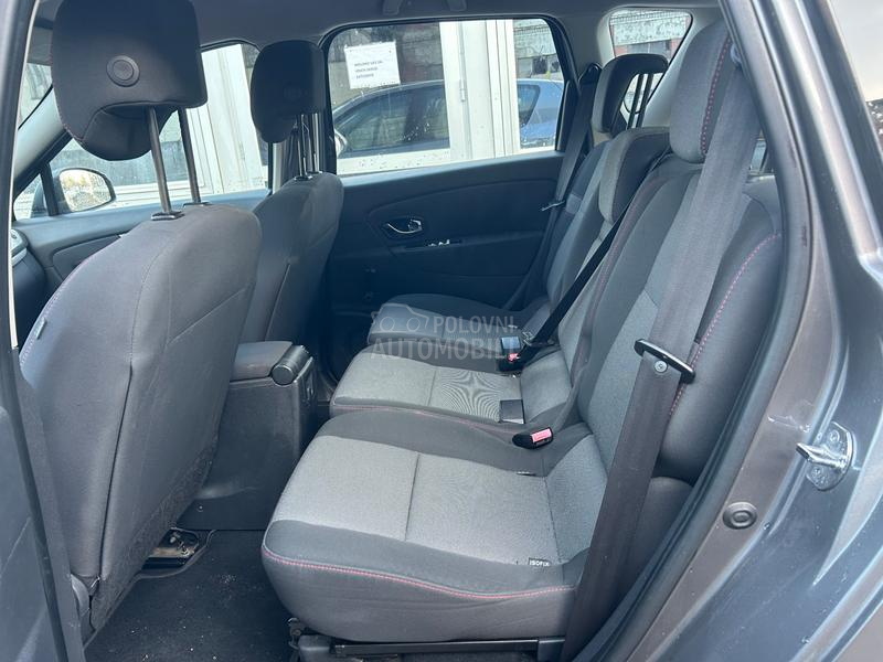 Renault Scenic 1.5 DCI