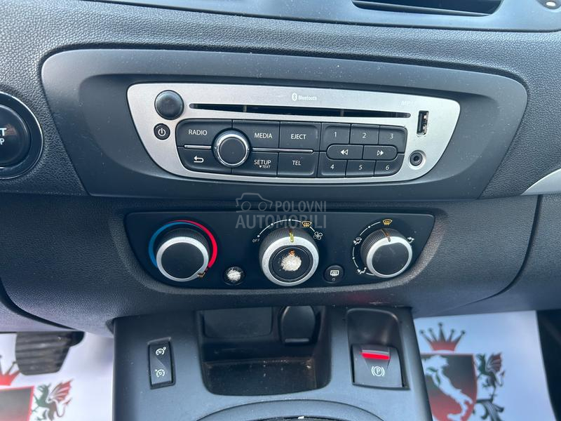 Renault Scenic 1.5 DCI