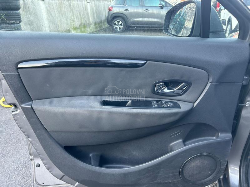 Renault Scenic 1.5 DCI