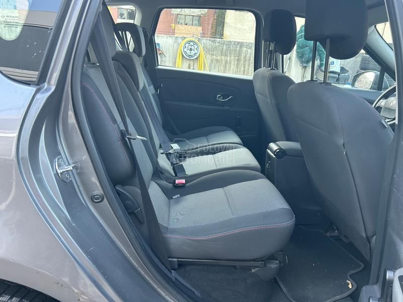 Renault Scenic 1.5 DCI