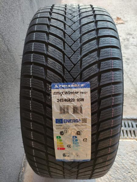 Triangle 245/40 R20 Zimska