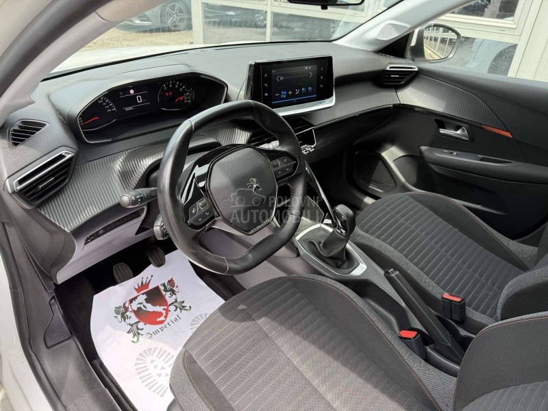 Peugeot 208 1.2 B