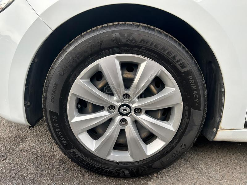 Renault Clio 1.0 Sce