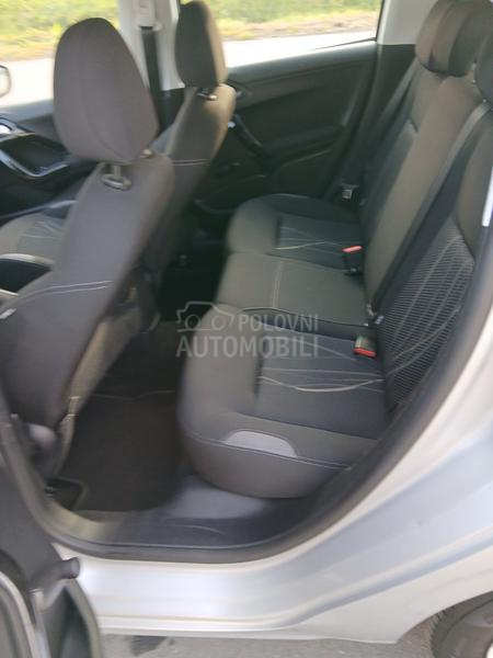 Peugeot 208 1.2 VTi