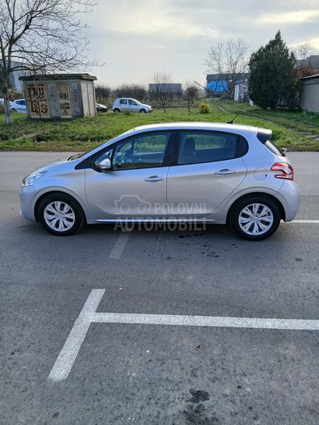 Peugeot 208 1.2 VTi