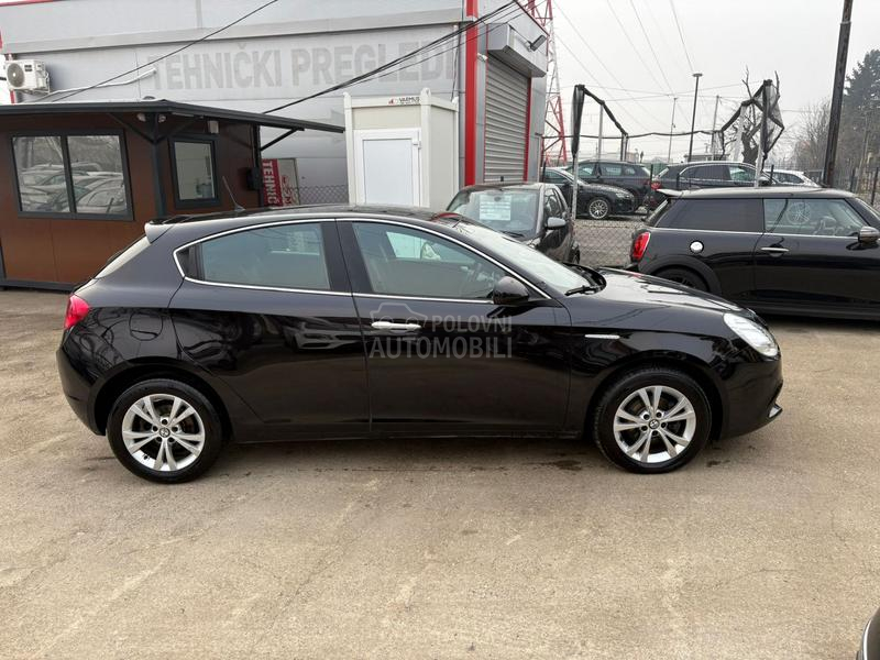 Alfa Romeo Giulietta 