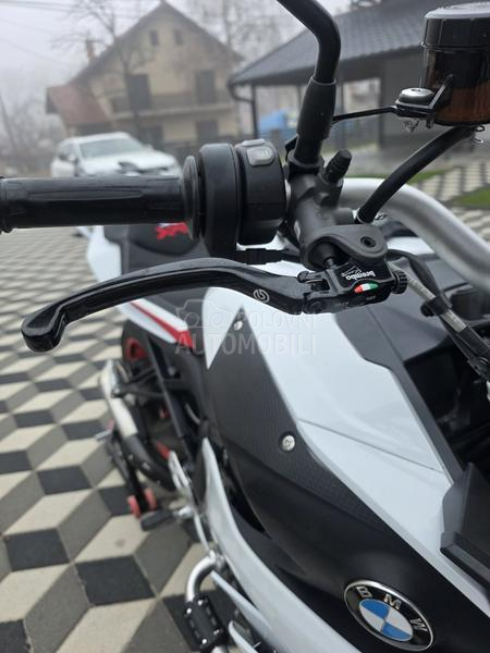 BMW S1000XR