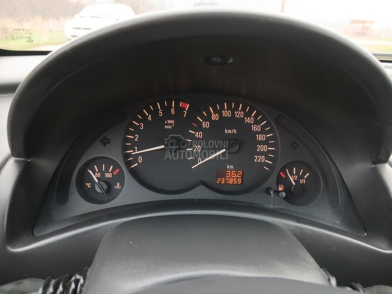 Opel Corsa C reg do 11.2026