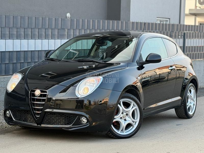 Alfa Romeo MiTo CH/NAVl/carbon