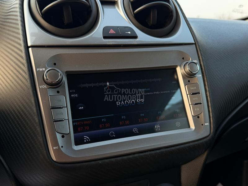 Alfa Romeo MiTo CH/NAVl/carbon